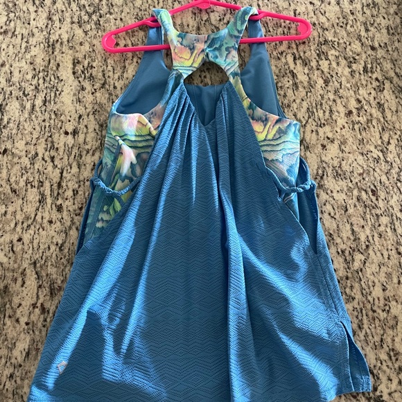 Ivivva tank top- Girls size 10 - Picture 1 of 2